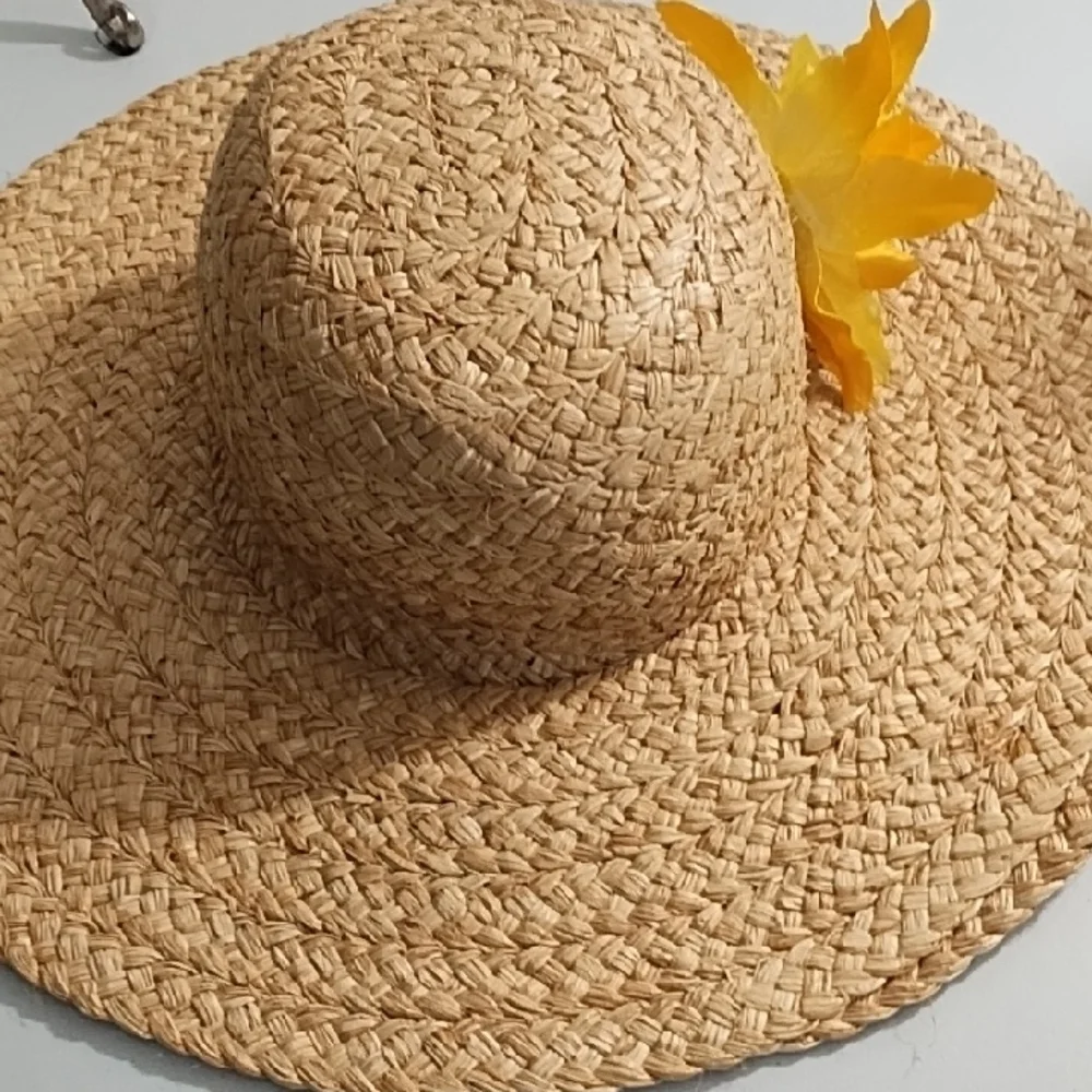 Casual Woven Floppy Beach Sun Hat with Yellow Flower Pin Accent